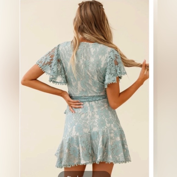 Selfie Leslie Sage Faux Wrap Dress - Picture 3 of 10